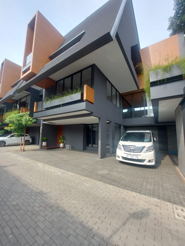 Rumah modern tropical kemang