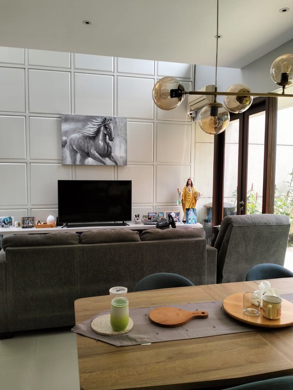 Jual Rumah 2 Lantai Graha Famili Surabaya Barat