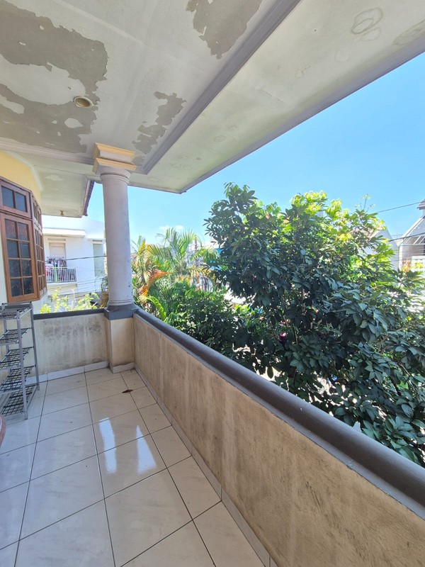 Dijual rumah 2 lantai terawat dan siap huni di Jl Kemuning 1, Pejaten Timur, Pasar Minggu Jakarta selatan