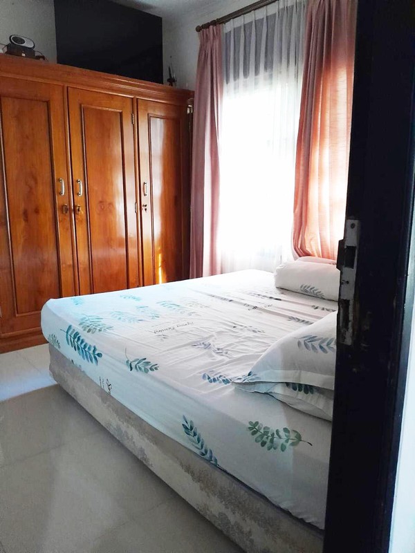 Rumah Bagus 2 Lantai, Lokasi Strategis di Bintaro Sektor 2