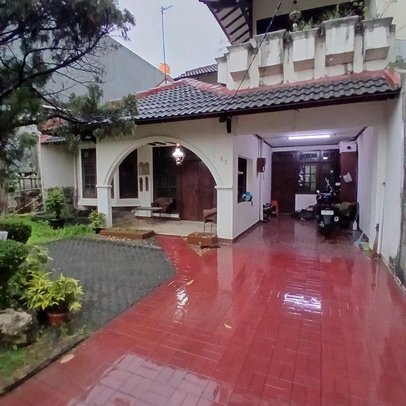 Dijual Rumah  Kompleks Liga Mas Indah  Pancoran, Jaksel.