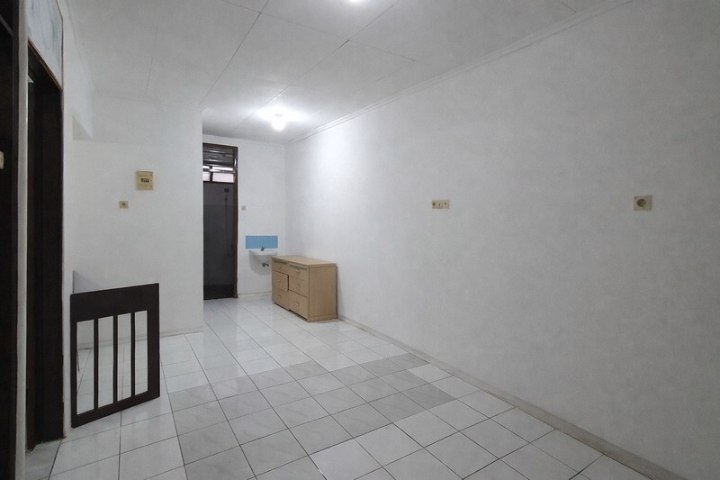 Rumah Sewa Rapi Siap Huni di Pelepah Hijau, Gading Pandawa, Kelapa Gading