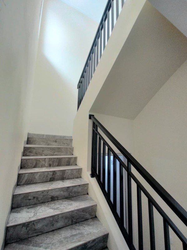 Rumah Brand New renovasi rapih di De Latinos BSD