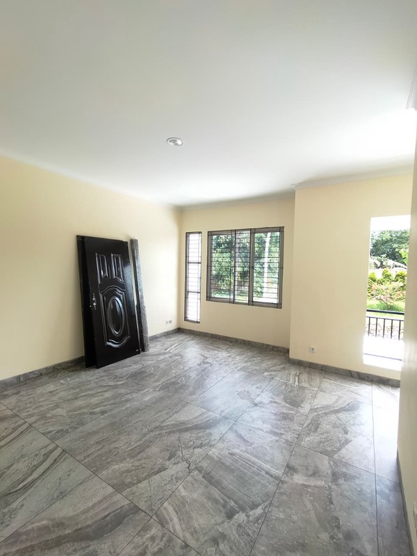 Rumah Brand New renovasi rapih di De Latinos BSD