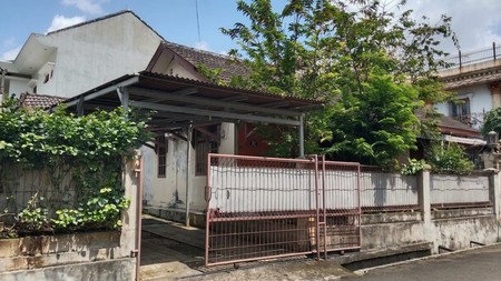 RUMAH STRATEGIS DI PERUMAHAN PERMATA PAMULANG, PAMULANG, TANGERANG SELATAN BANTEN