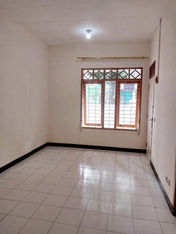 RUMAH STRATEGIS SIAP HUNI DI NUSA LOKA BSD CITY, TANGERANG, BANTEN