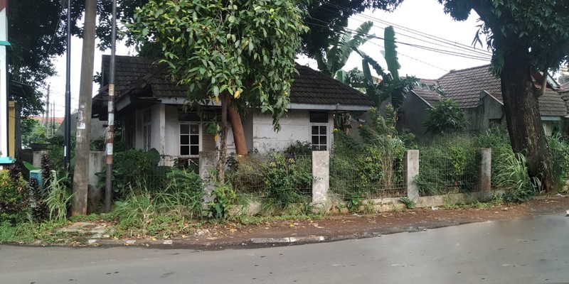 Dijual rumah dipinggir jln hitung tanah