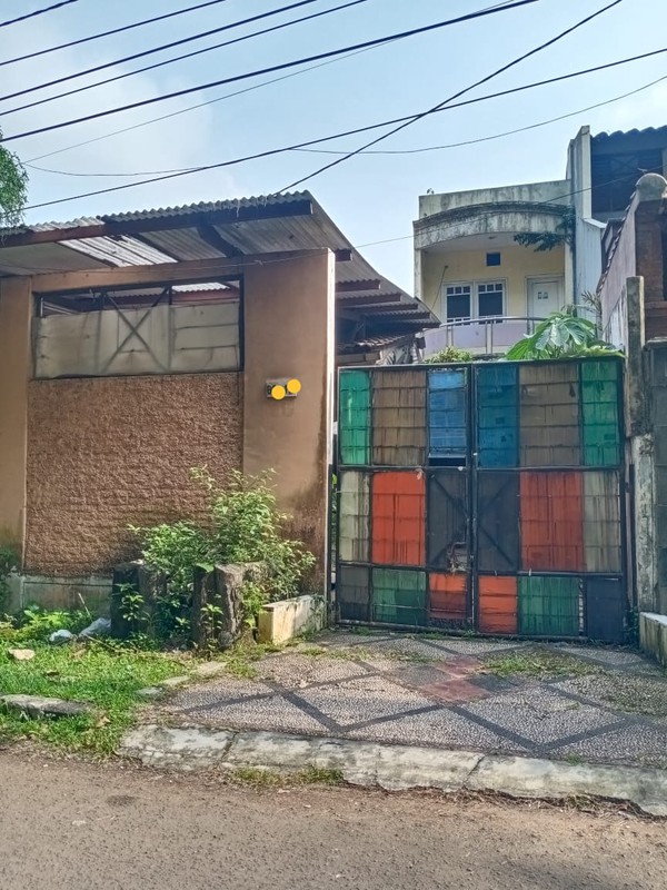 HOT SALE !!! Rumah Strategis di BSD dijual murah