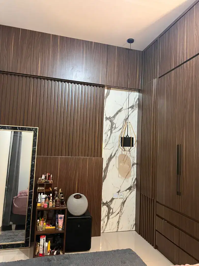 RUMAH DIJUAL SANGAT BAGUS FASILITAS KOLAM RENANG