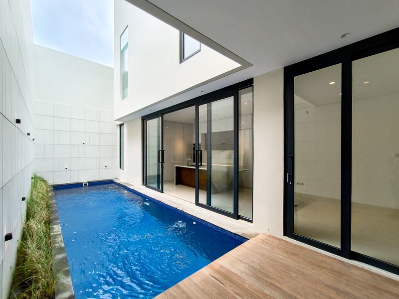 Rumah Bagus,ada kolam renang di Jakarta Selatan