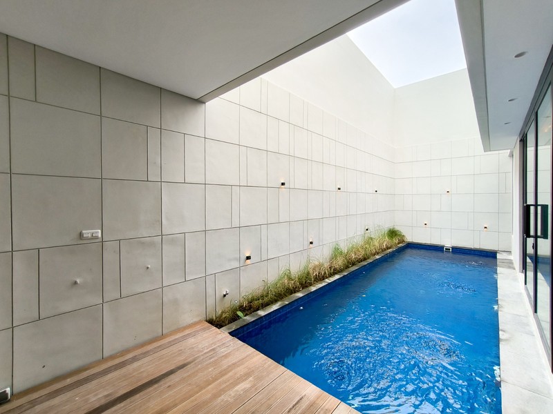 Rumah Bagus,ada kolam renang di Jakarta Selatan