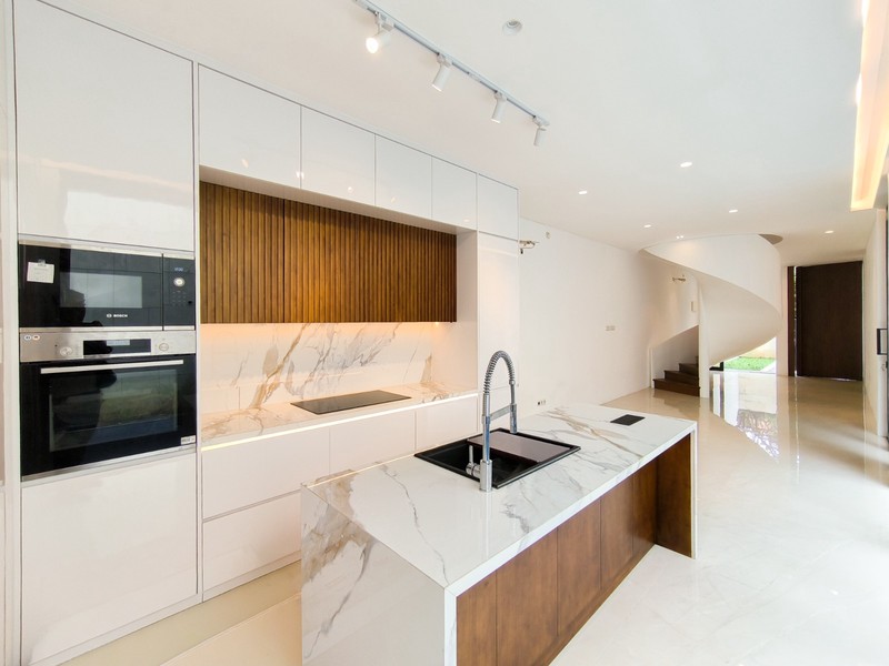 Rumah Bagus,ada kolam renang di Jakarta Selatan