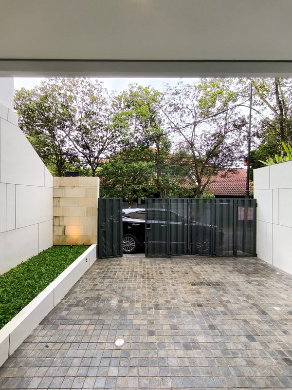 Rumah Bagus,ada kolam renang di Jakarta Selatan