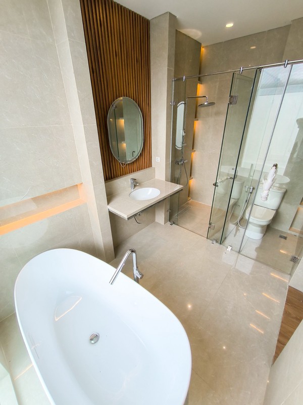 Rumah Bagus,ada kolam renang di Jakarta Selatan