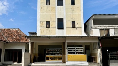 Dijual  Ruko Kos-Kosan 3 Lantai di Jalan Deli, Koja, Jakarta Utara 