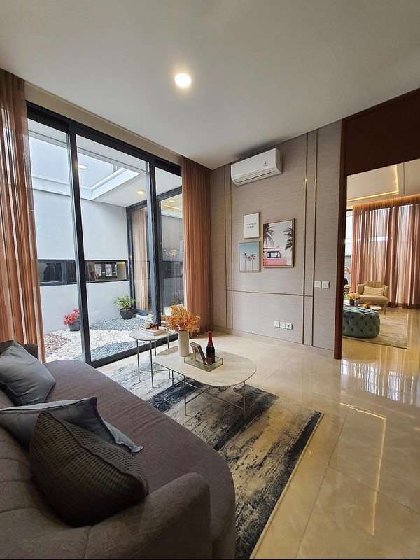  Rumah Atherton 3 Lantai di Kota Wisata 