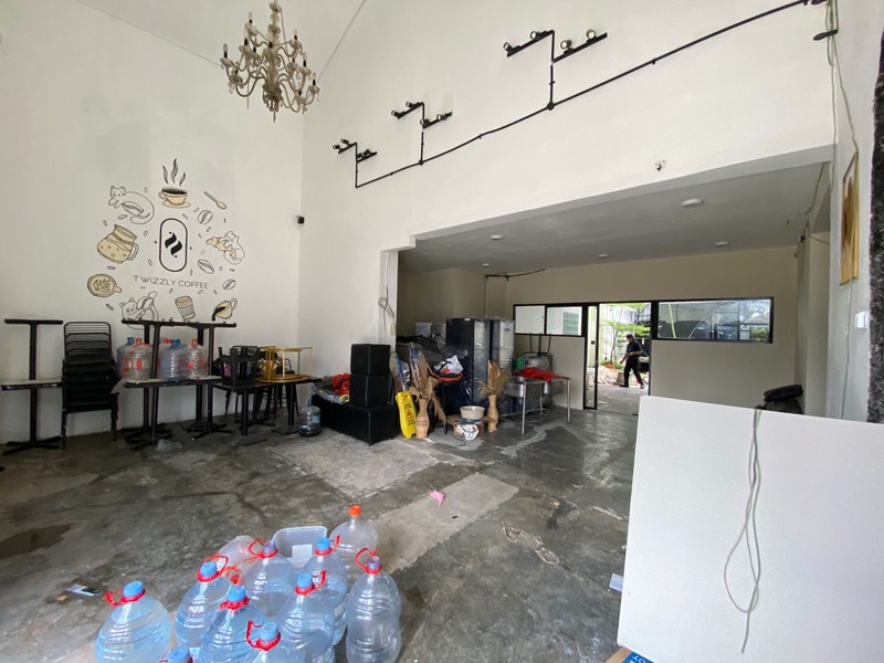 Cinere Bukit Cinere Raya Cafe Pinggir Jalan Raya Luas 378 Siap Pakai