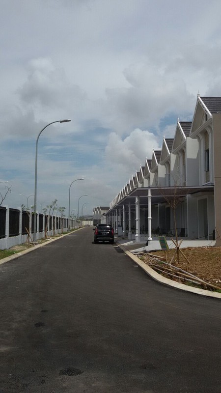 Murah Rumah Jakarta Garden City Cluster Thames