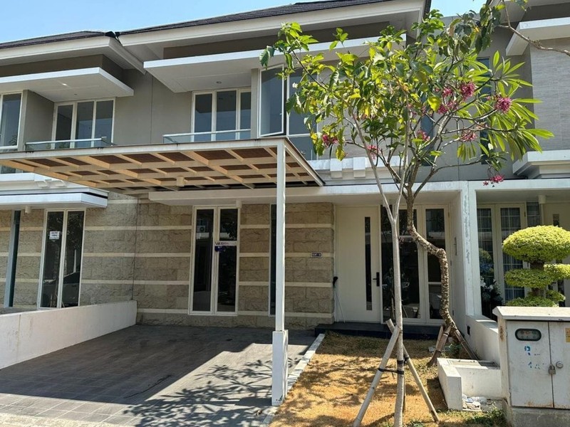 Jual Rumah Greenlake Citraland Lakarsantri Surabaya Barat