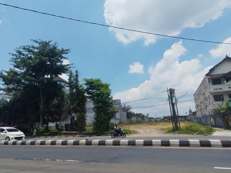 Investasi Skala Besar Tanah Luas dengan Lebar Depan 40 Meter di Jalur Utama Jogja-Magelang, Sendangadi, Mlati, Sleman