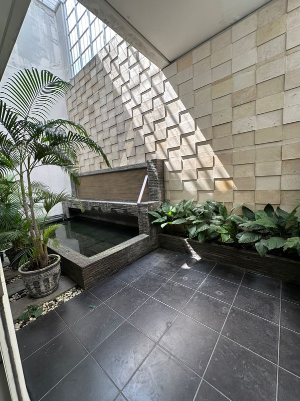 Rumah Dijual atau Disewakan di Raffles Garden Citraland Surabaya Barat Fully Furnish