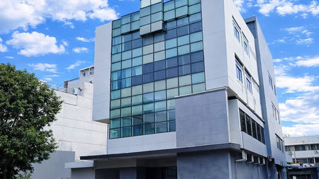 Gedung Komersial 4 Lantai Lokasi Premium Strategis Cikini, Menteng Jakarta Pusat