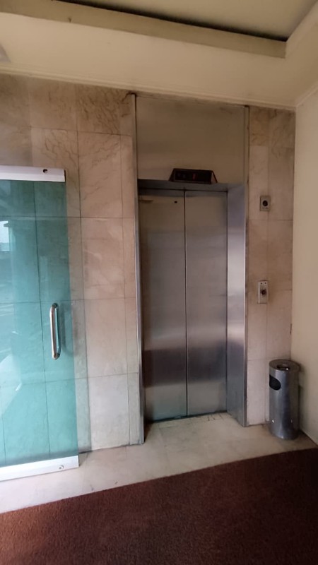 Gedung Komersial 4 Lantai Lokasi Premium Strategis Cikini, Menteng Jakarta Pusat