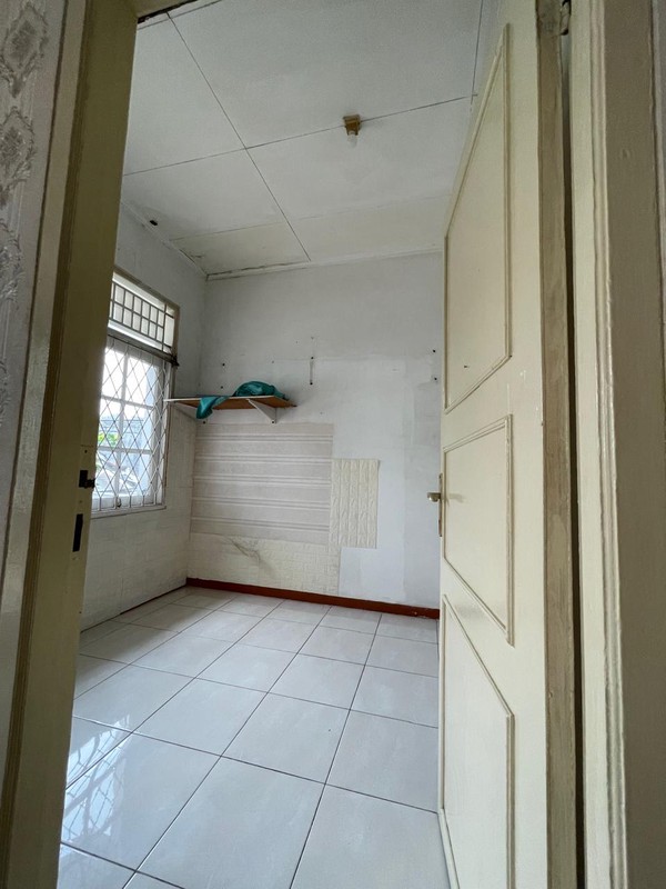 Rumah Minimalis, 2 Lantai, Bebas banjir di Bintaro Sektor 9