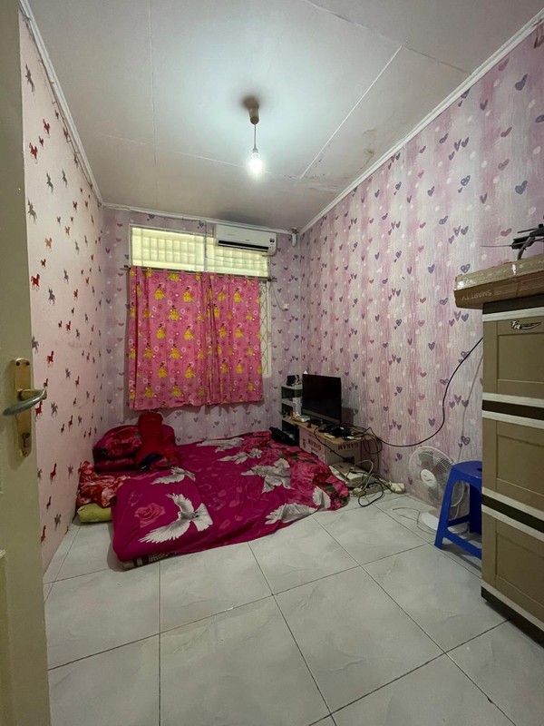 Rumah Minimalis, 2 Lantai, Bebas banjir di Bintaro Sektor 9