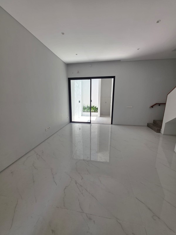 Dijual Rumah Baru Pandugo Timur - Penjaringan Sari - Rungkut - Rumah Baru Modern 2 Lanrai Surabaya Timur SPESIAL ROW Jalan LEBAR 20 Meter Dekat Raya MERR, UPN