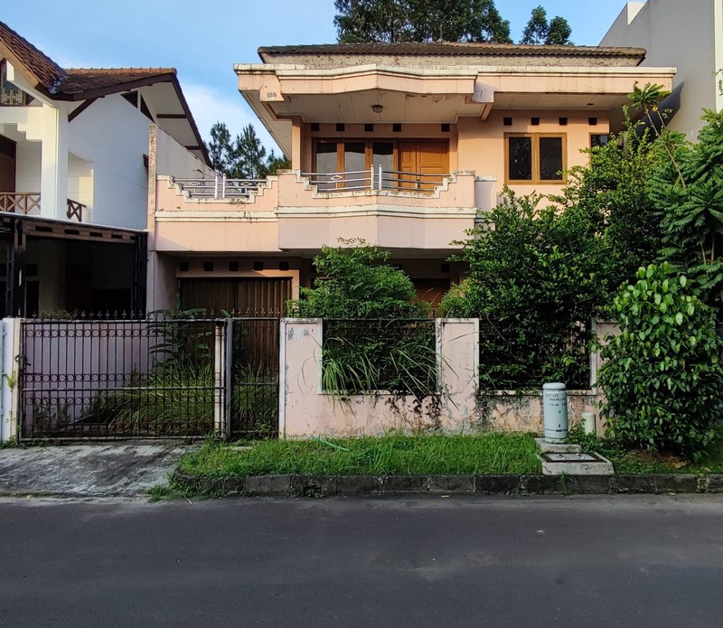 Termurah. Rumah 2 lantai di Giri Loka 2, BSD City