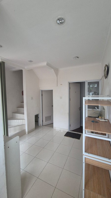 Termurah. Rumah modern Amarillo Village. gading Serpong