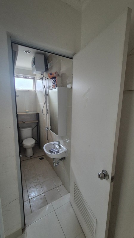 Termurah. Rumah modern Amarillo Village. gading Serpong