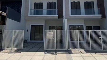 1862. Dijual Rumah Baru Baruk Tengah Rungkut Surabaya Timur 