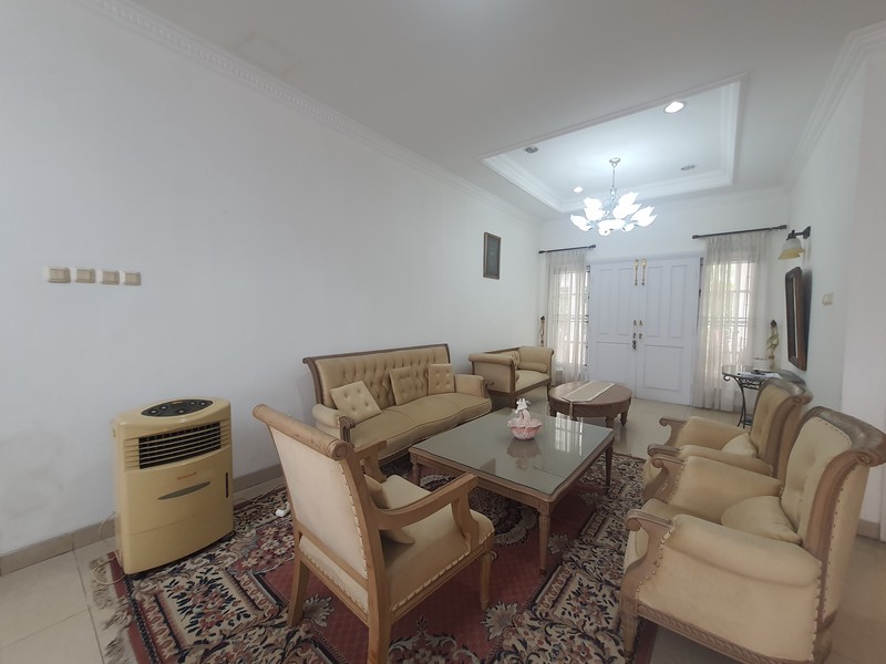 Rumah Full Furnished di Kota Wisata, Cibubur