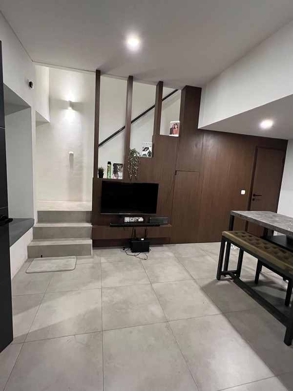 FULL FURNISHED  rumah FREJA SUITES BSD CITY, Dekat Pintu Tol