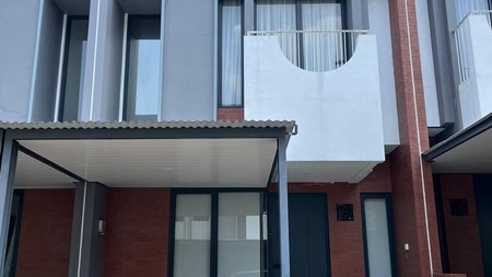 FULL FURNISHED  rumah FREJA SUITES BSD CITY, Dekat Pintu Tol