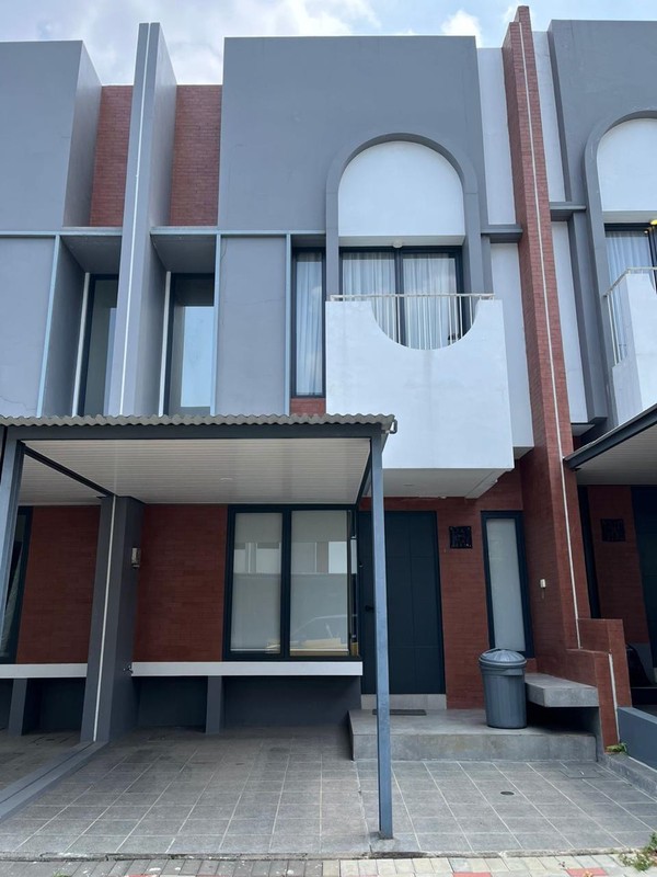 FULL FURNISHED  rumah FREJA SUITES BSD CITY, Dekat Pintu Tol