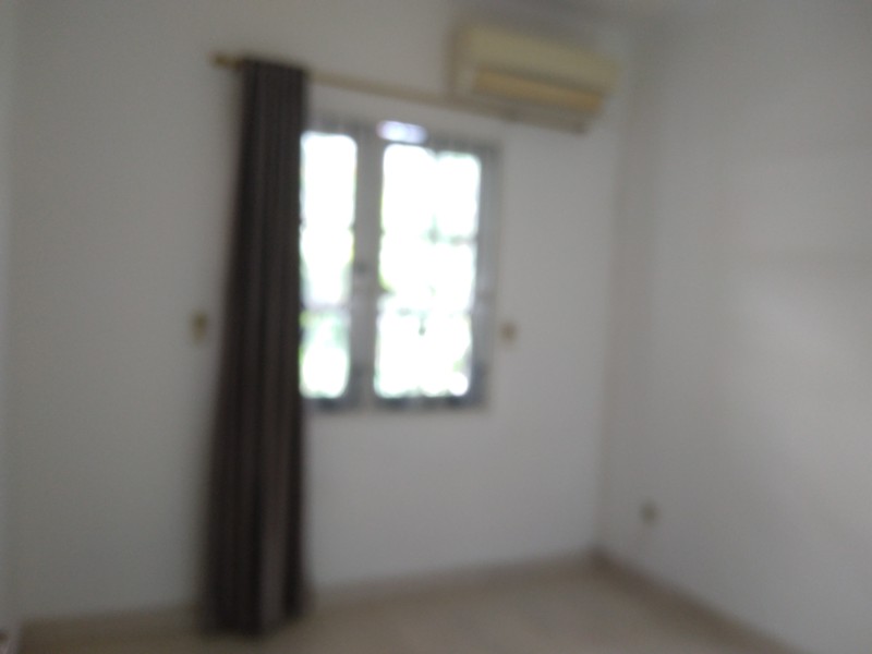 RUMAH CANTIIK DAN ASRI SIAP HUNI DI KOTA WISATA CIBUBUR HARGA NEGO