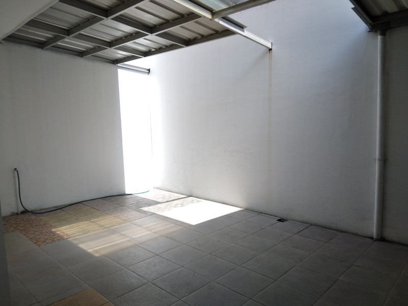 RUMAH CANTIIK DAN ASRI SIAP HUNI DI KOTA WISATA CIBUBUR HARGA NEGO