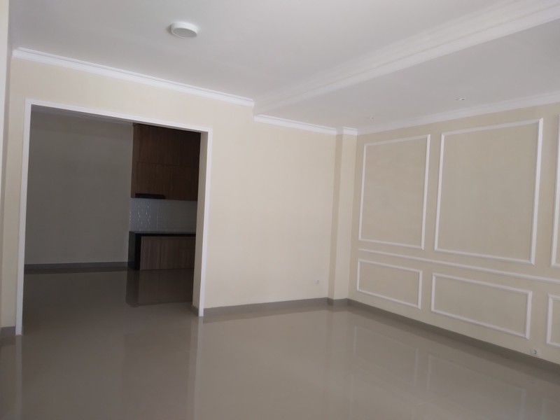 RUMAH COZY NYAMAN DAN SEJUK SIAP HUNI DI KOTA WISATA CIBUBUR