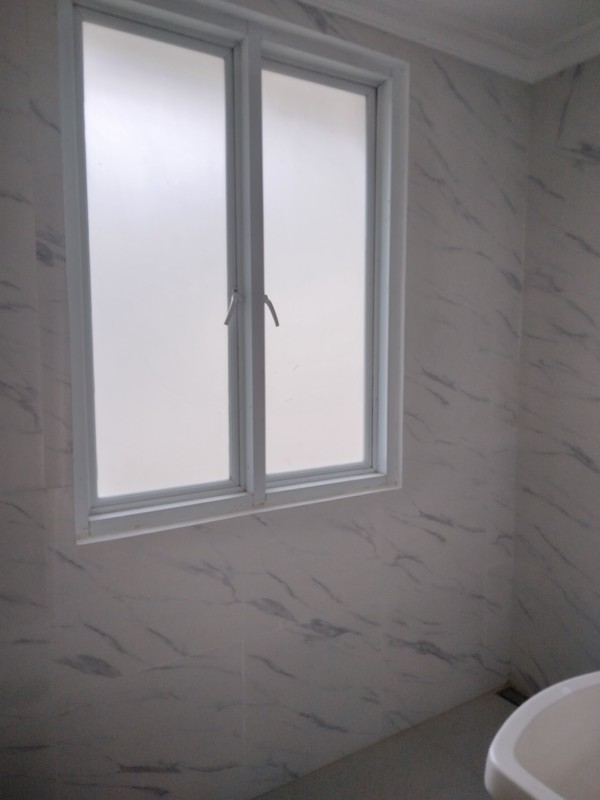 RUMAH COZY NYAMAN DAN SEJUK SIAP HUNI DI KOTA WISATA CIBUBUR