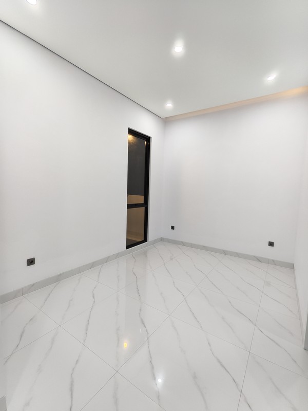 Brand New House di Griya Loka BSD City