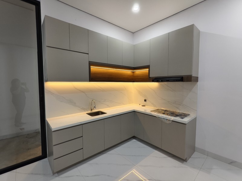 Brand New House di Griya Loka BSD City