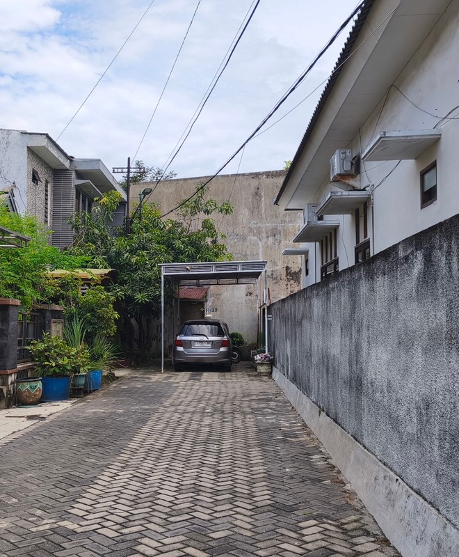 2036. Rumah itung tanah Ketintang Selatan II Jambangan Surabaya