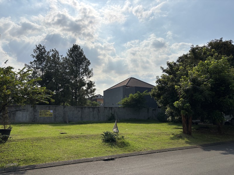 Kavling Hoek ber IMB dalam Cluster di Kota Wisata