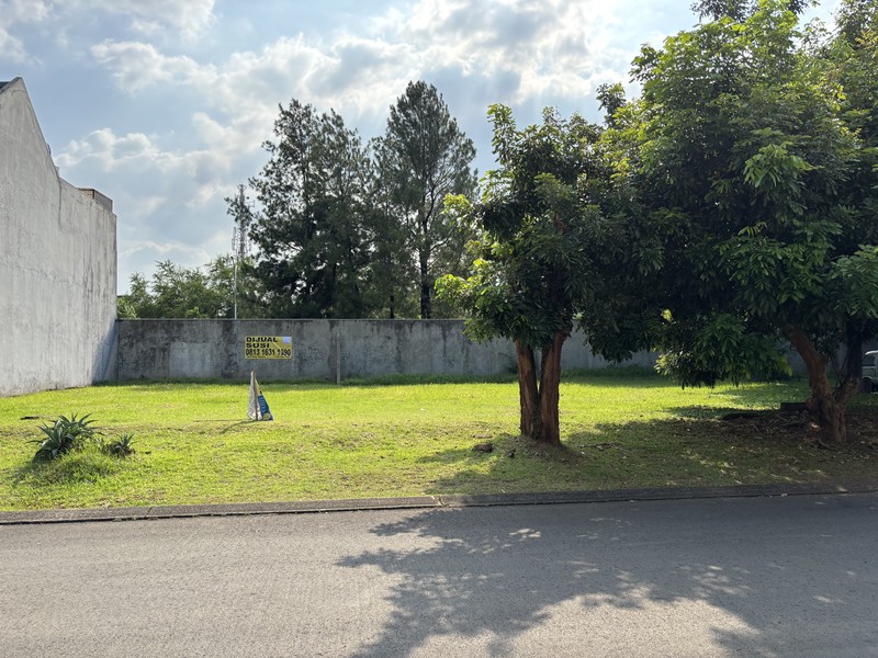 Kavling Hoek ber IMB dalam Cluster di Kota Wisata