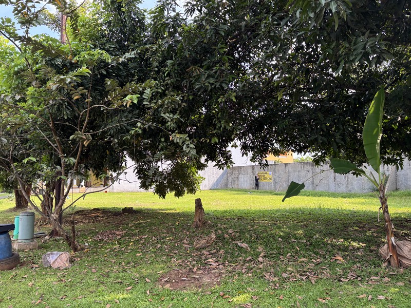 Kavling Hoek ber IMB dalam Cluster di Kota Wisata