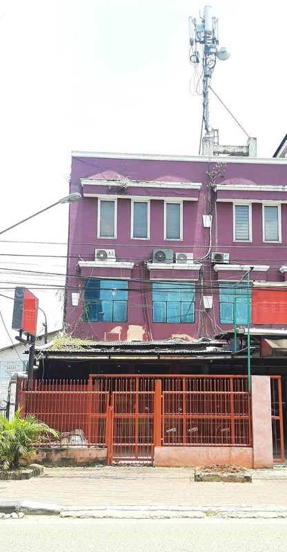 Ruko 3,5Lantai Diarea Strategis Jl Veteran Raya Bintaro Jak-Sel