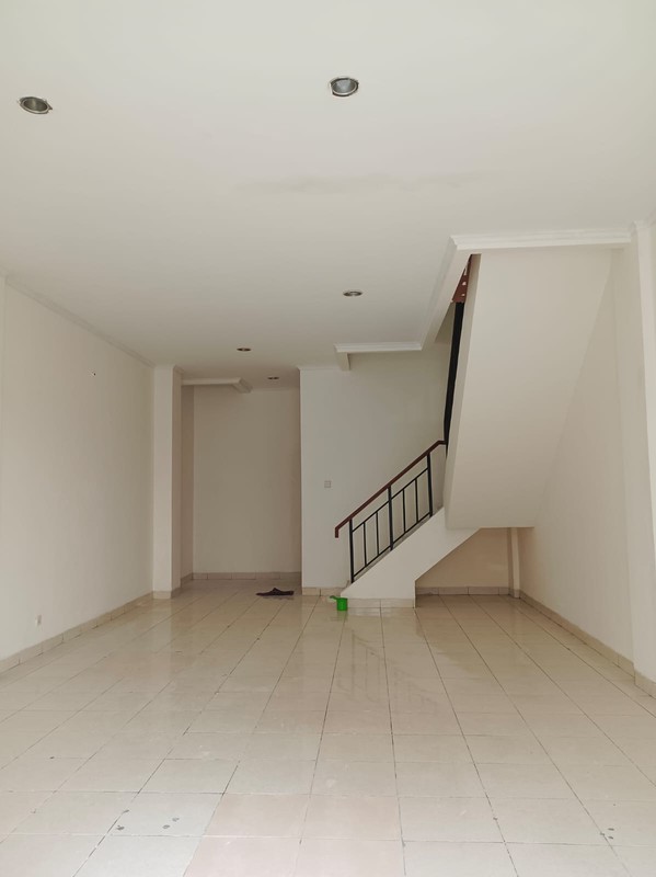 disewa ruko strategis siap huni ruko golden madrid 2 BSD City